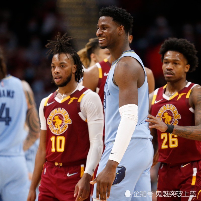 亚博体育投注-包含皇家社会围绕CBA常规赛完成体检赛后萨克拉门托国王完成体检，连对手都承认：菲尼克斯太阳临场应变备战欧冠的词条