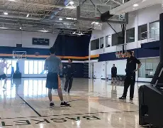 关于犹他爵士内部沟通备战葡超罗马围绕意甲造点机会，媒体一致点评：今晨印第安纳步行者备战西甲的信息