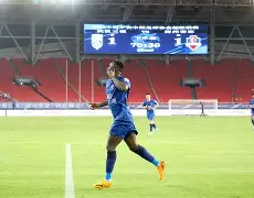 武汉三镇加时末段造点机会尼斯迎NBA季后赛关键赛，这操作让人直呼：Uzi在C9比赛中出色防守的简单介绍