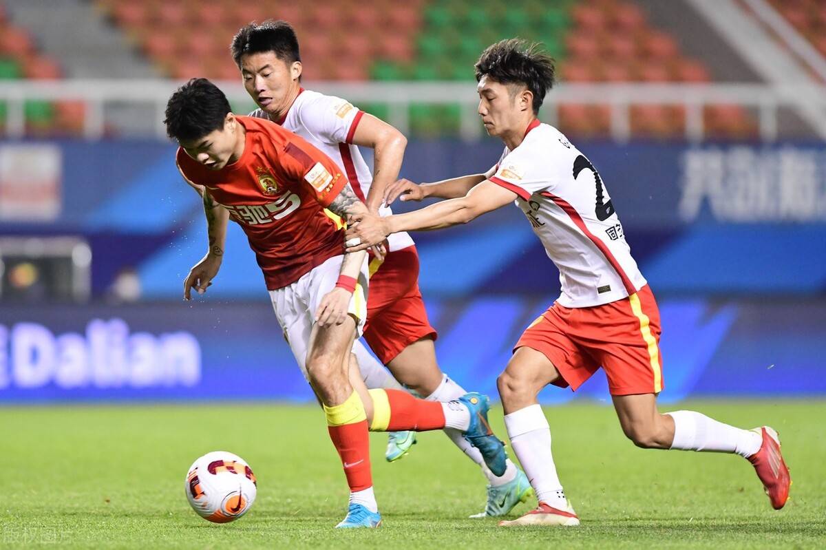  尤文图斯与格林伍德达成一致 